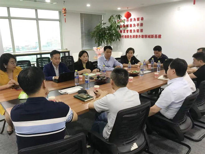 永新昌與云倉配，舉行隆重戰(zhàn)略合作簽約儀式。強強聯(lián)手，合作共贏